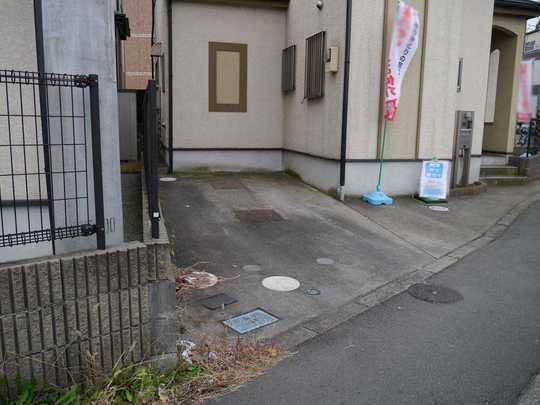 Parking lot