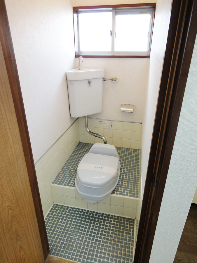 Toilet