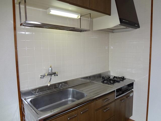 Kitchen. Room (August 2012) shooting