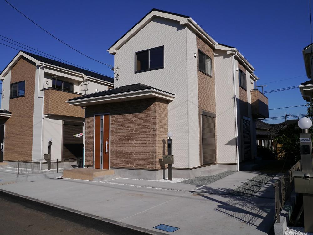 Local appearance photo