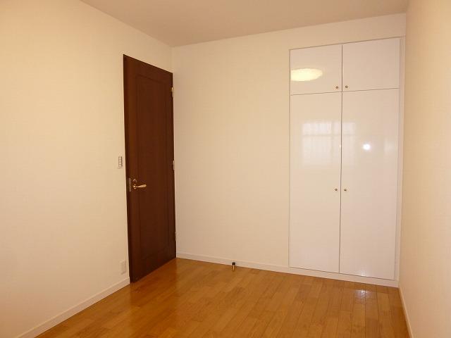 Non-living room. Western-style -2