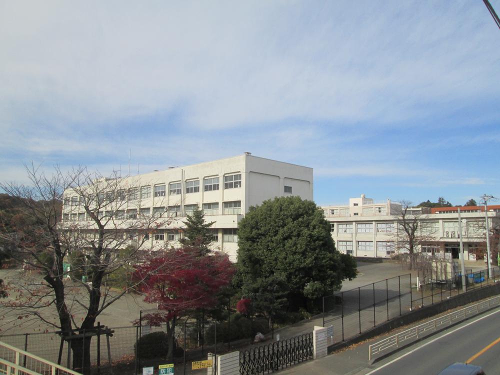 Primary school. Kawajiri to elementary school 1100m