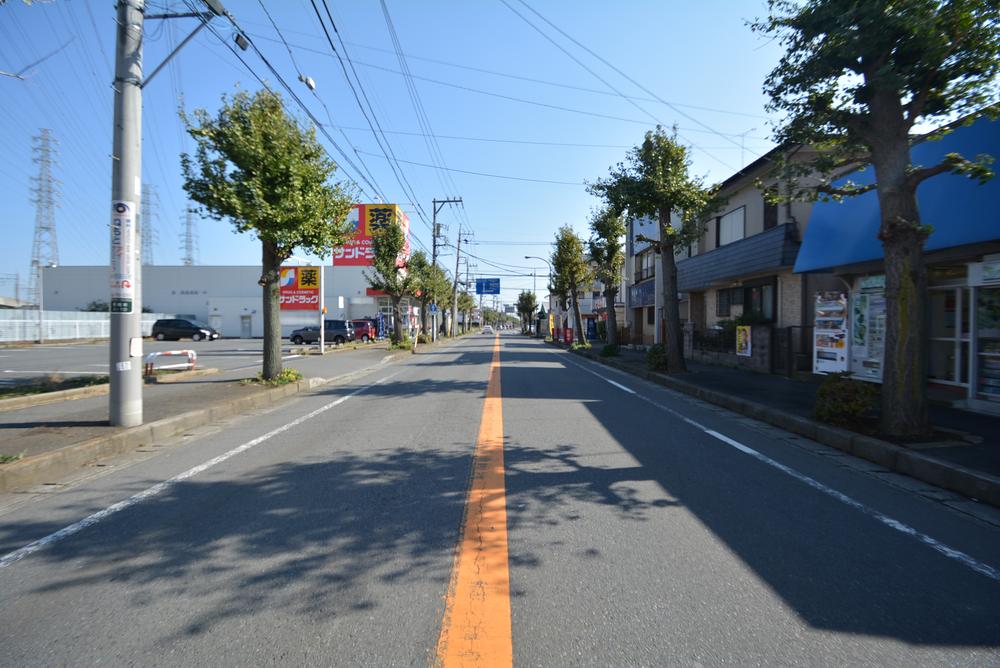 Local photos, including front road. It is a 2-minute walk away Maxvalu ☆ 