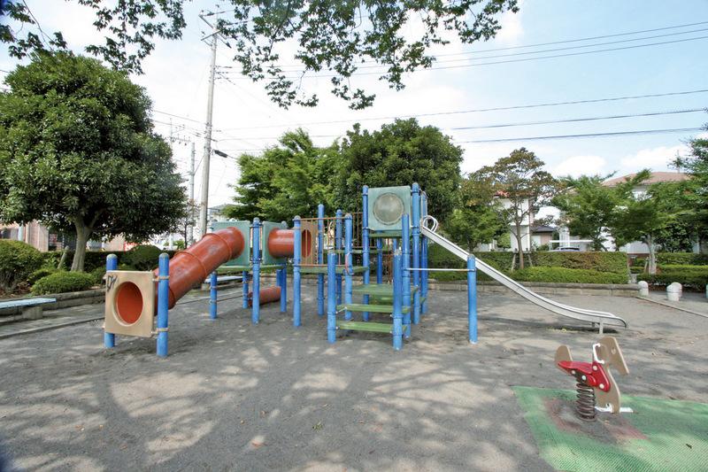 park. 1822m to Harajuku park