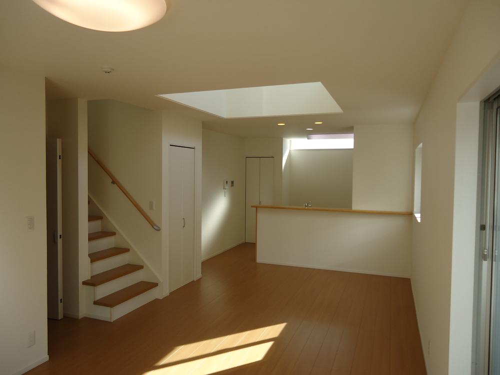 Same specifications photos (living). Living reference photograph ☆ Conversation of the family will increase in the living-in stairs!