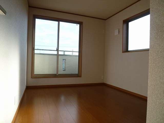 Non-living room. Indoor (12 May 2013) Shooting