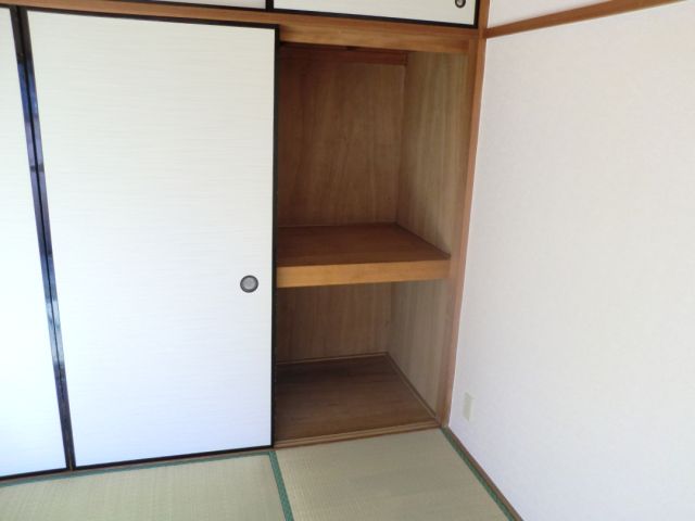 Receipt. ◇ closet is also there in storage enhancement ◇