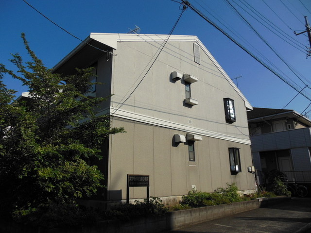 Building appearance. Hashimoto Station within walking distance ・ Shopping, etc. Convenience is