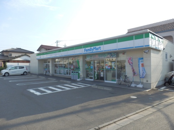 Convenience store. FamilyMart Hashimoto seven-chome up (convenience store) 40m