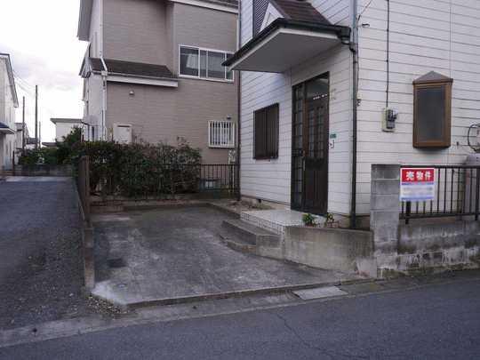 Parking lot