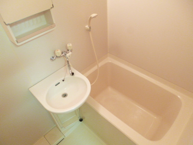 Bath.  ☆ This bath of wash basin with ☆