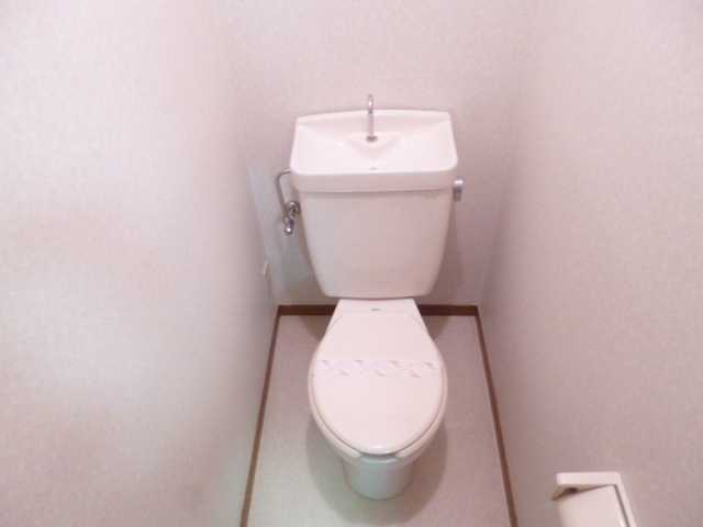 Toilet.  ☆ toilet ☆