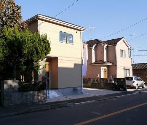 Local appearance photo. Before elementary school is in the eye!