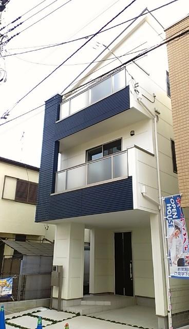 Local appearance photo. Local (12 May 2013) Shooting (2) Building