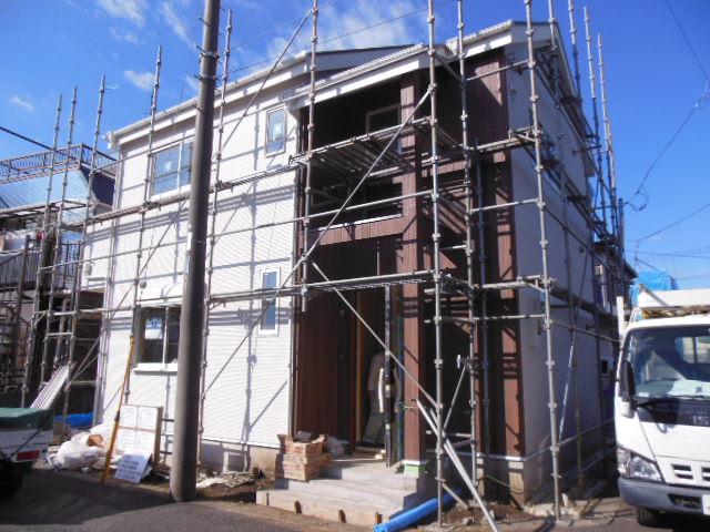 Local appearance photo. Building 2 Local (11 May 2013) Shooting