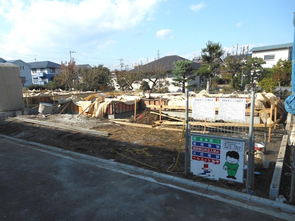 Local appearance photo. Building 3