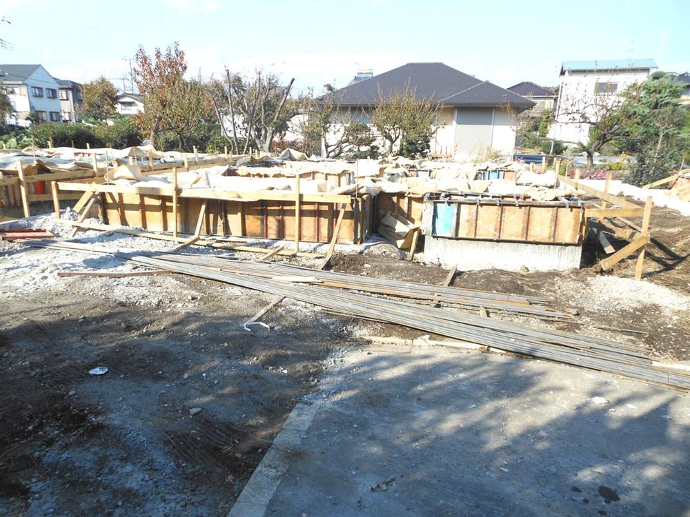 Local appearance photo. 4 Building