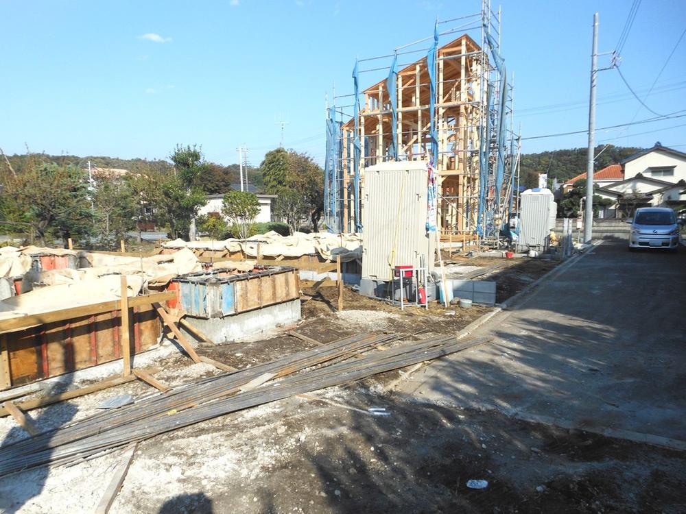 Local appearance photo. 4 Building