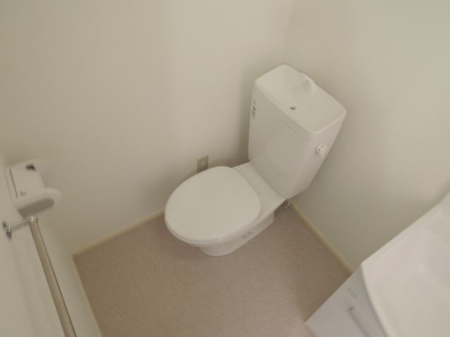 Toilet. It will be in the toilet of the spread