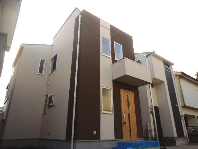 Local appearance photo. Local (11 May 2013) Shooting