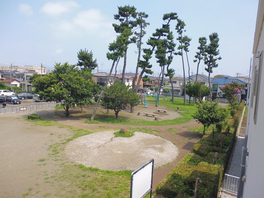 View photos from the dwelling unit