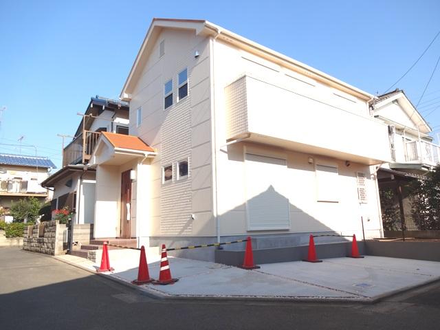 Local appearance photo. local appearance It is a good corner lot per yang