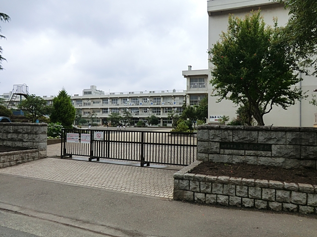 Primary school. 400m to Sagamihara Municipal Kamitsuruma elementary school (elementary school)