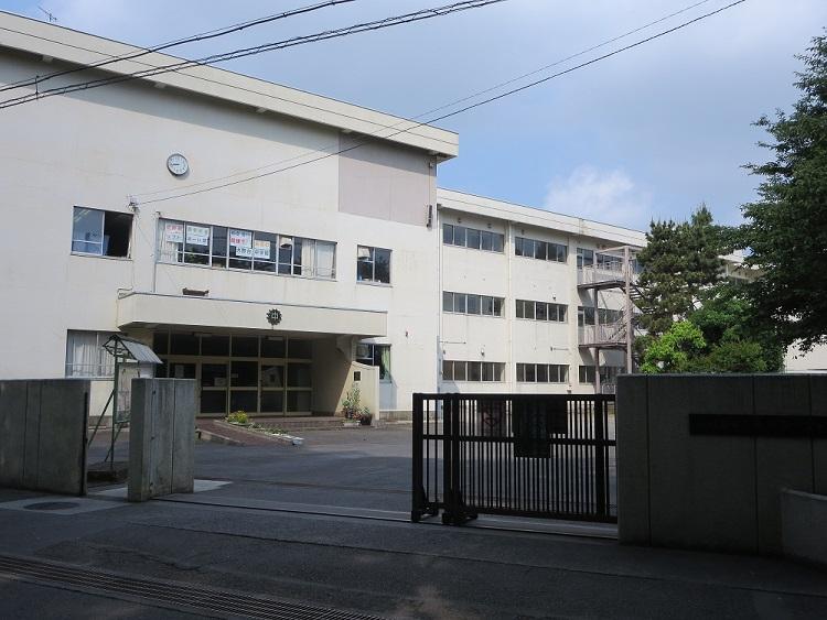 Junior high school. 637m to Sagamihara Municipal Onodai junior high school