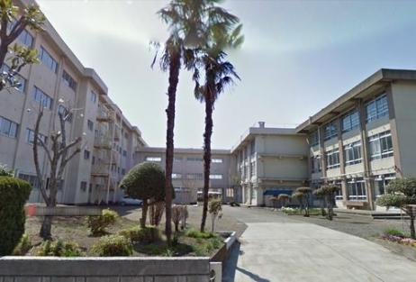 Junior high school. 670m to Sagamihara Municipal Asamizodai junior high school