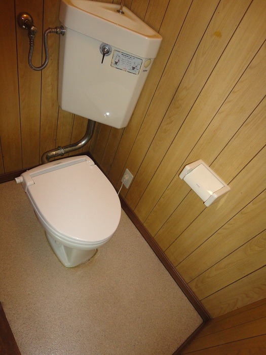 Toilet. 1st floor