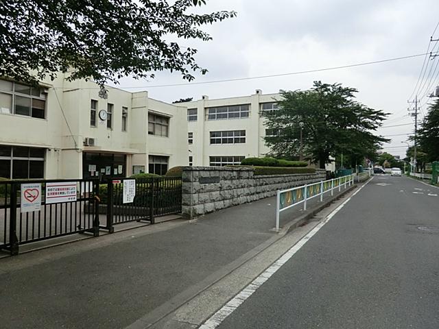 Junior high school. 1898m to Sagamihara Municipal Sagamidai junior high school