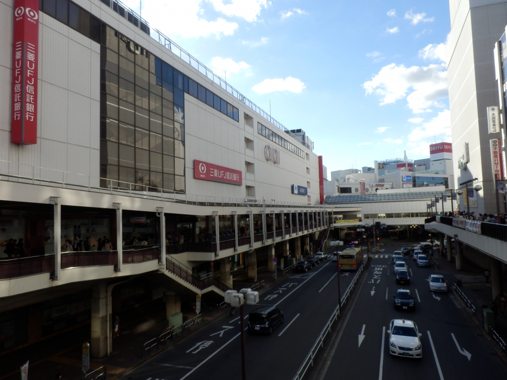 Shopping centre. Marui until the (shopping center) 950m