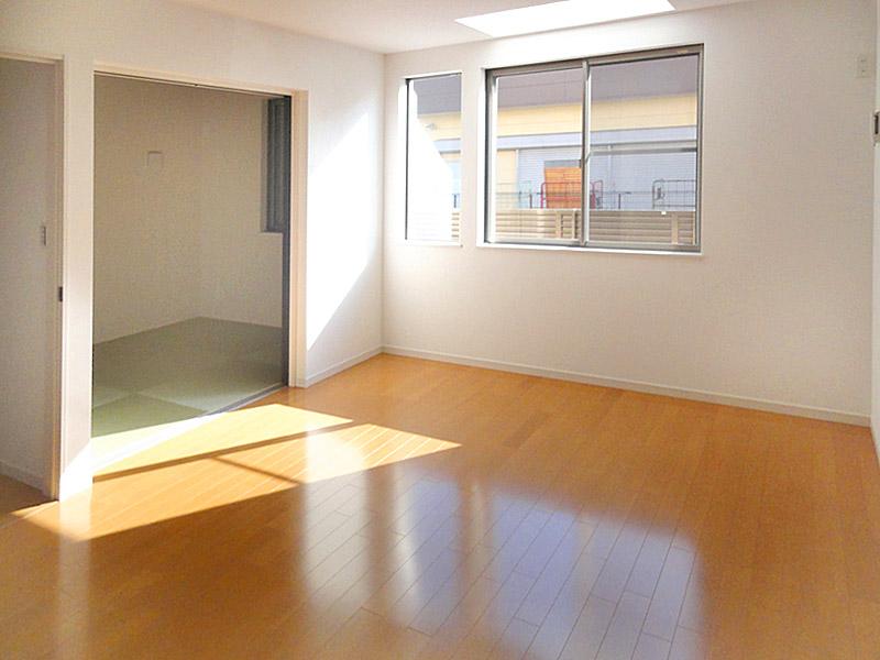 Other introspection. Indoor (February 2012), shooting (7 Building)