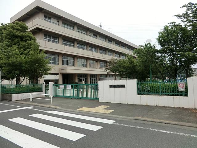Primary school. 579m to Sagamihara City Taniguchi Elementary School