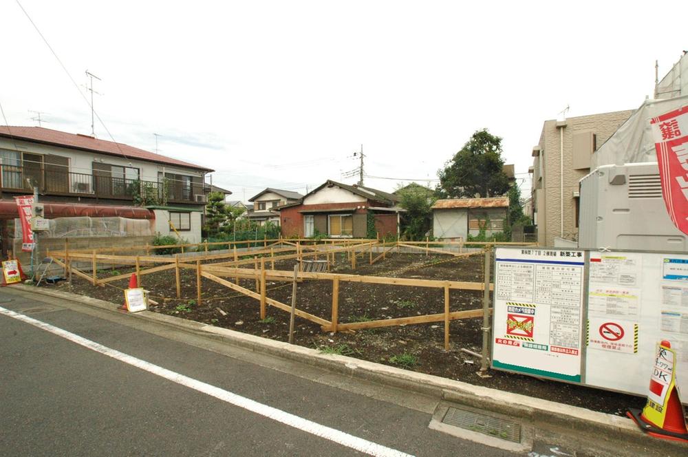 Local photos, including front road. Chuorinkan Station is a 15-minute walk ☆