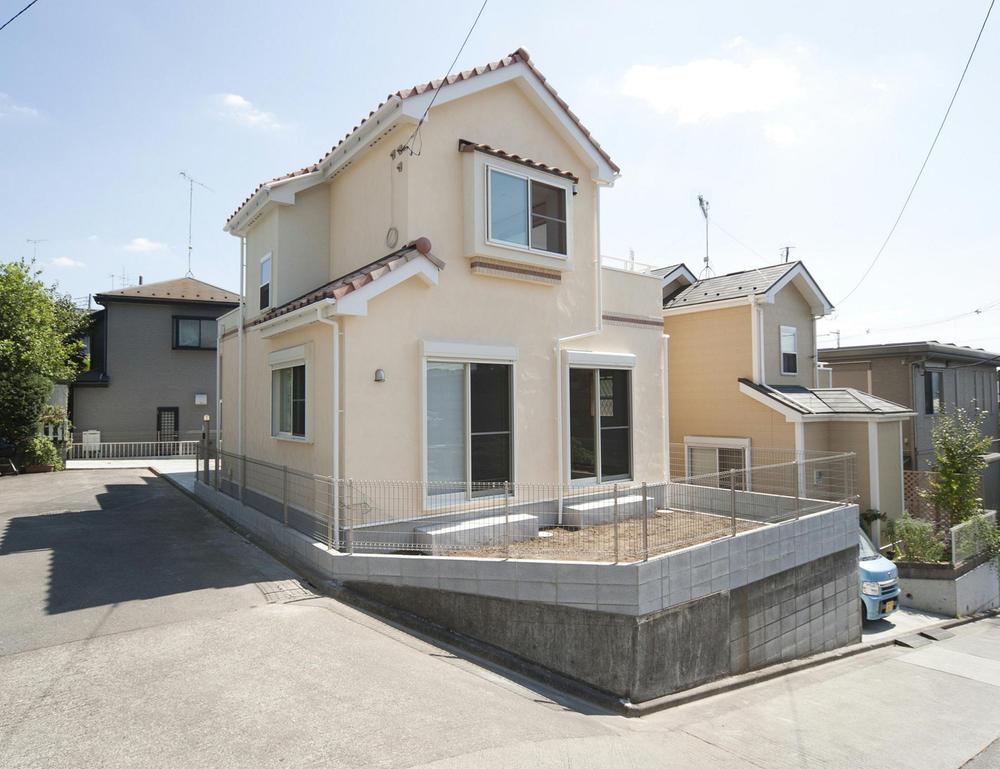 Same specifications photos (appearance). Same specifications appearance photo (roof asphalt shingle roofing, Outer wall soft ricin + Ikamu original ripple finish)