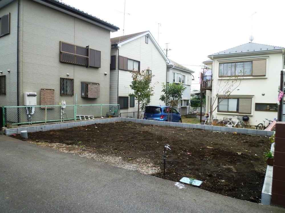 Local appearance photo. Local (11 May 2013) Shooting