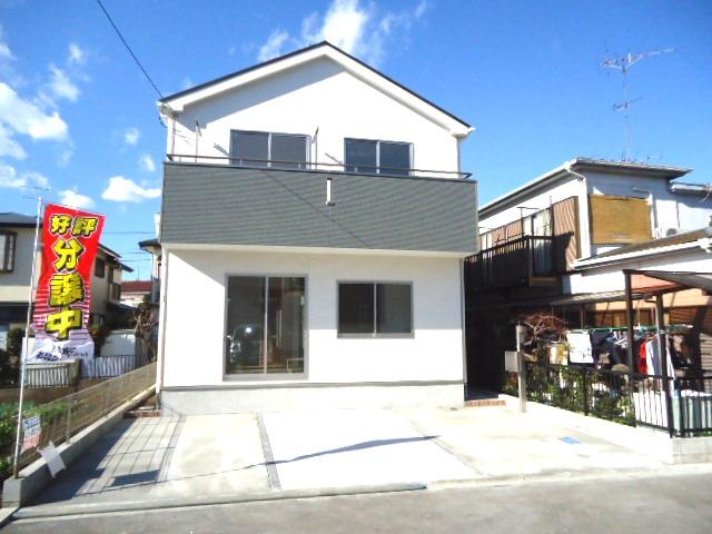 Local appearance photo. 1 Building Dignified appearance In south-facing is good per yang