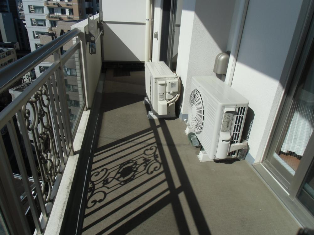 Balcony. Local (11 May 2013) Shooting