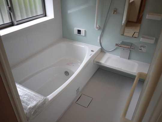 Same specifications photo (bathroom)