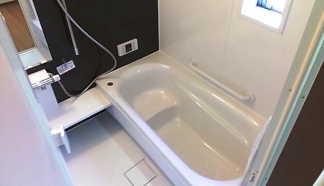 Bathroom. Indoor (12 May 2016) Shooting