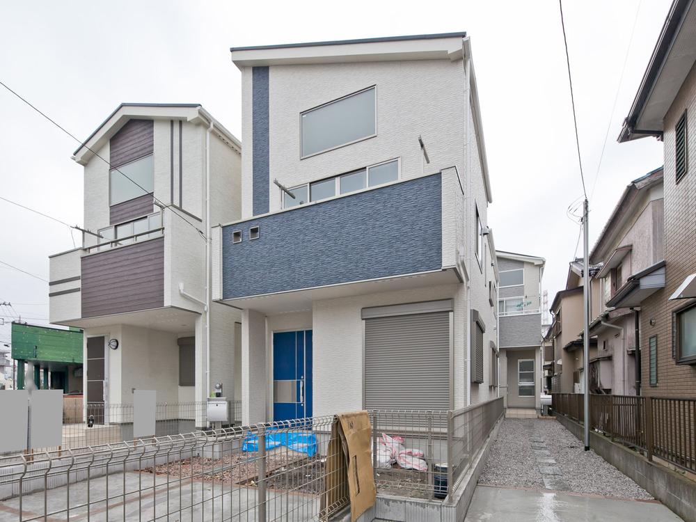 Local appearance photo. Local (10 May 2013) Shooting