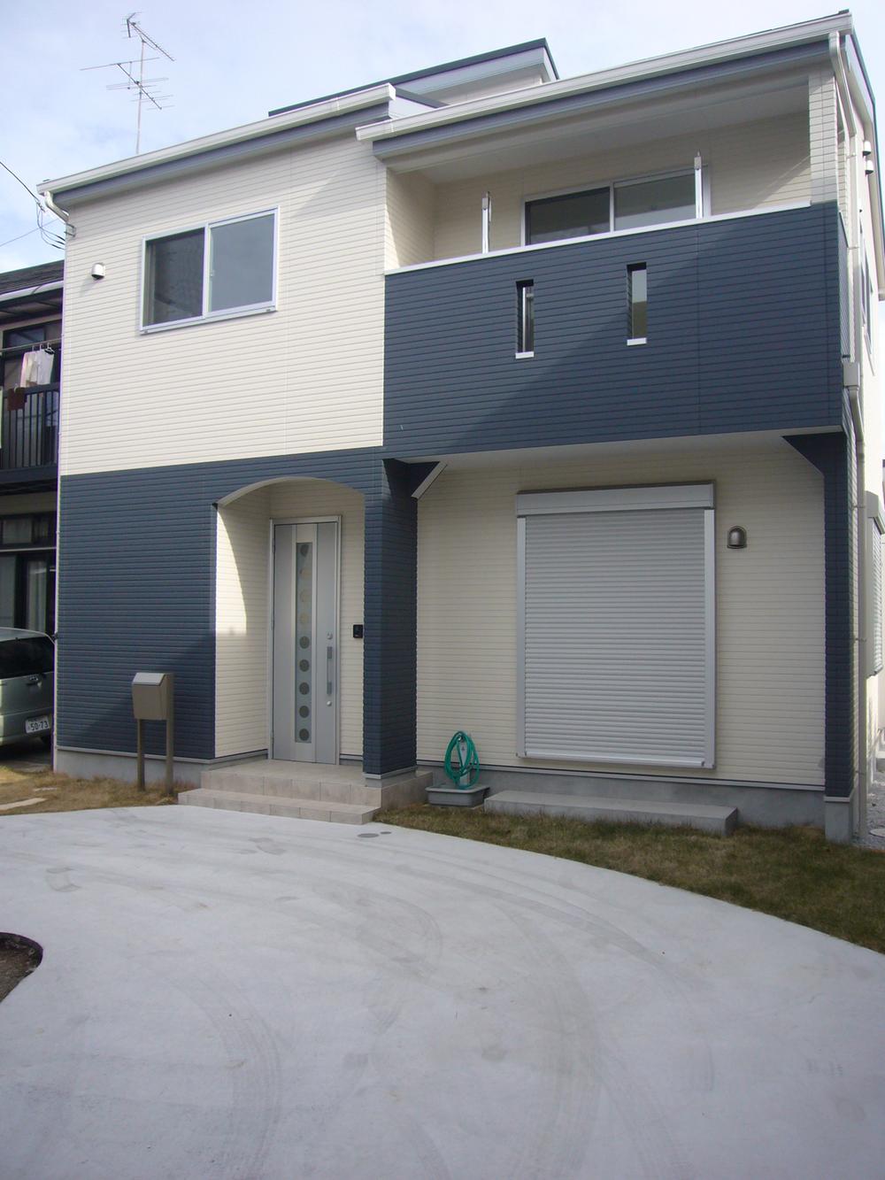 Local appearance photo. Local (12 May 2013) Shooting