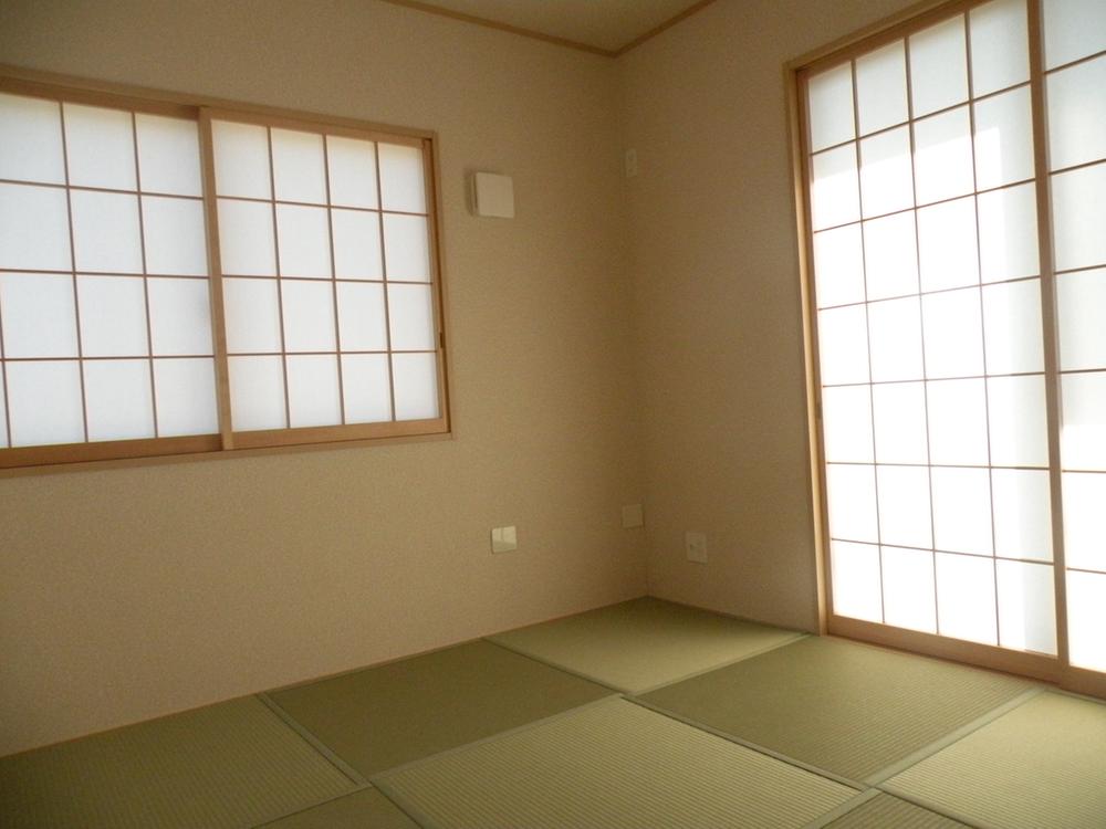 Non-living room. Indoor (11 May 2013) Shooting