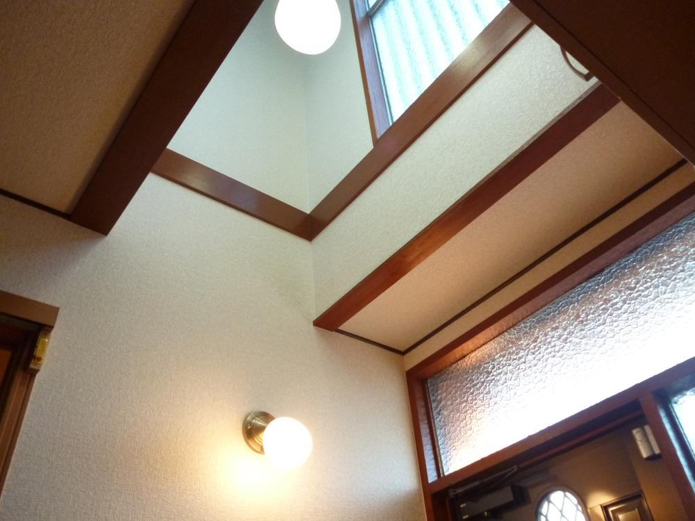 Other introspection. Indoor (10 May 2013) Shooting Entrance atrium part