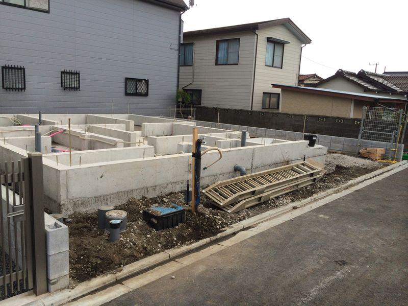 Local appearance photo. Foundation under construction