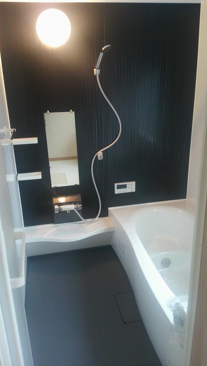 Bathroom. Indoor (September 2013) Shooting