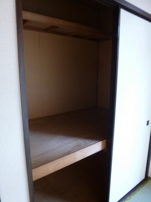 Receipt. It is very convenient and abundant storage is installed in the room