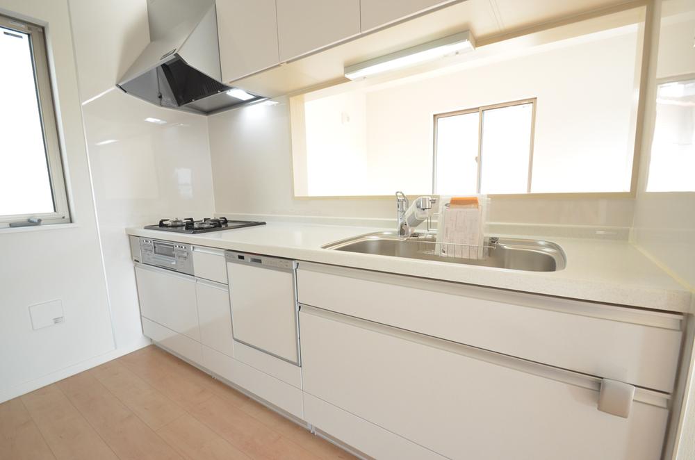 Same specifications photo (kitchen). Same specifications