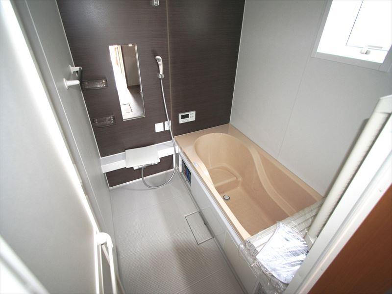 Same specifications photo (bathroom). Same specifications